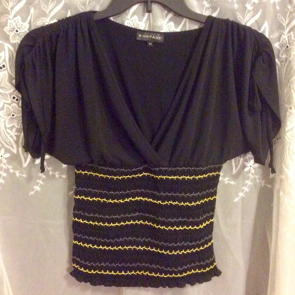 Sexy & Fancy 🥀 Rampage Blouse - Medium